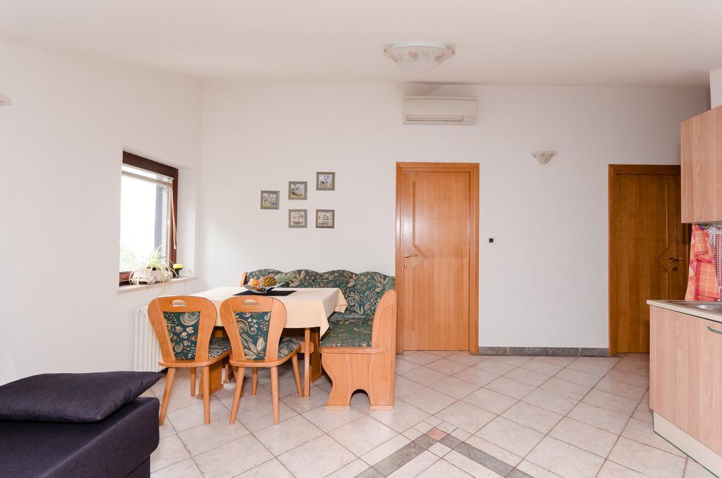 Apartments Milan メドヴェヤ エクステリア 写真