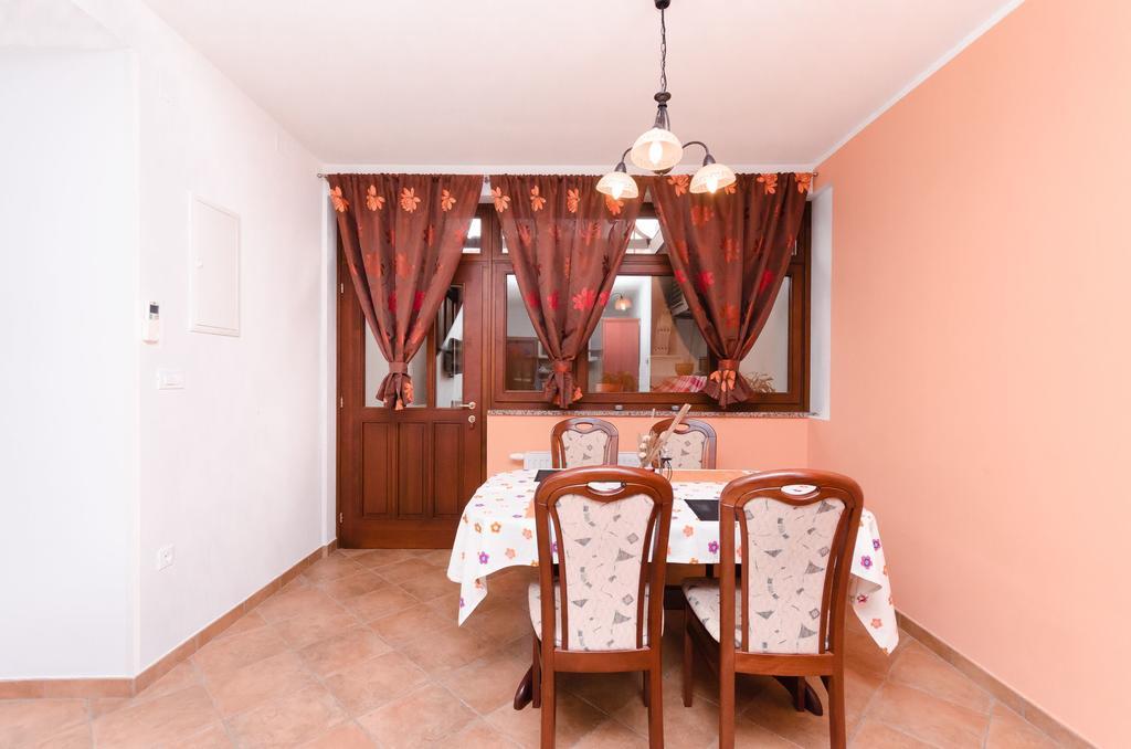 Apartments Milan メドヴェヤ エクステリア 写真